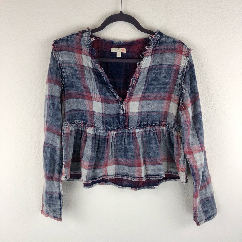 NWT Gianni Bini plaid Peplum long sleeve top